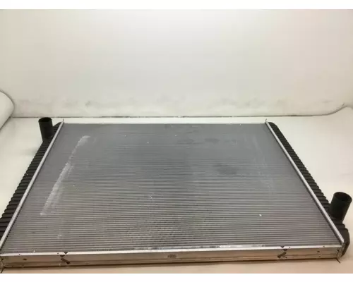 Radiator INTERNATIONAL 7400 Marshfield Transportation Products