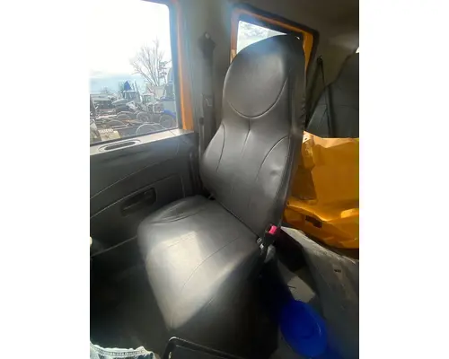 Seat, Front International 7400 Complete Recycling Group LLC