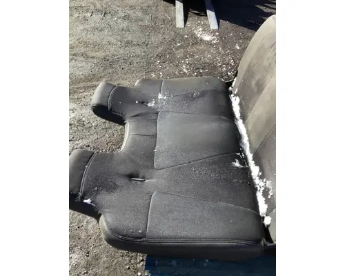 Seat, Front INTERNATIONAL 7400 Rydemore Heavy Duty Truck Parts Inc