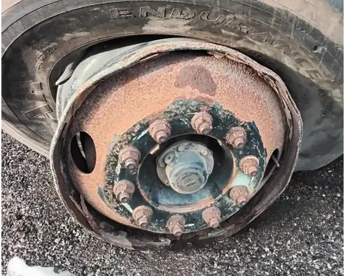 International 7400 Spindle  Knuckle, Front