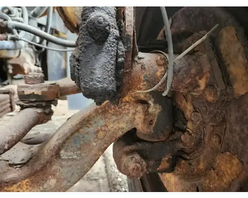 Spindle / Knuckle, Front International 7400 Complete Recycling Group LLC