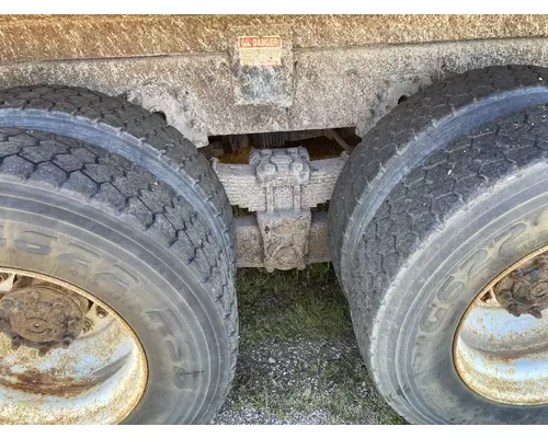 International 7400 Truck