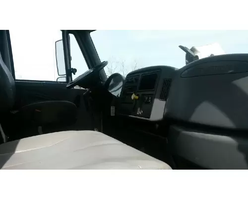 International 7400 Truck