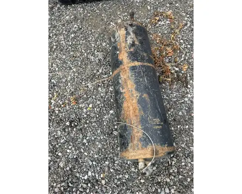 International 7500 Air Tank