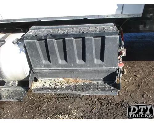 Battery Box INTERNATIONAL 7500 DTI Trucks