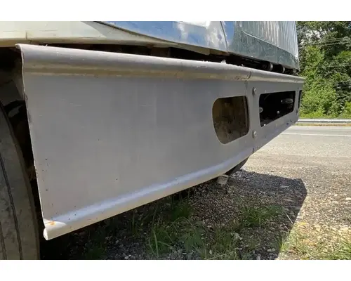 Bumper Assembly, Front International 7500 Complete Recycling Group LLC