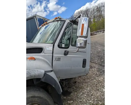 Cab INTERNATIONAL 7500 Truck Salvage International Inc