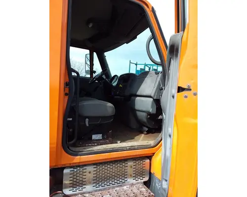 International 7500 Cab