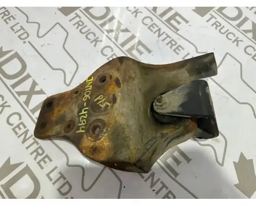 International 7500 Cab