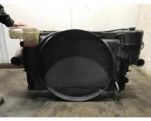 International 7500 Cooling Assembly. (Rad., Cond., ATAAC)