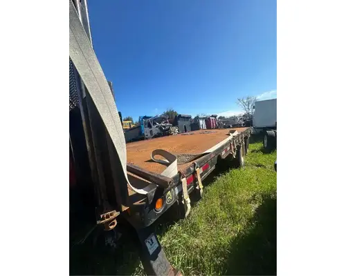 International 7500 Equipment (Mounted)
