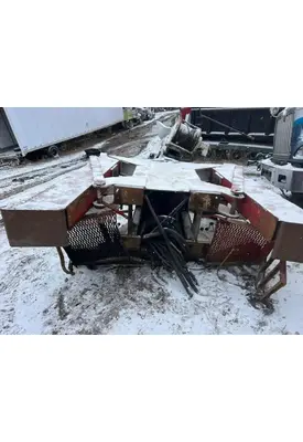 International 7500 Equipment (Mounted)