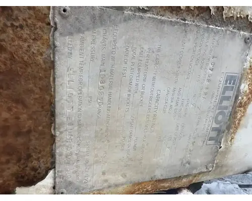 International 7500 Equipment (Mounted)