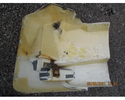 International 7500 Fender Extension