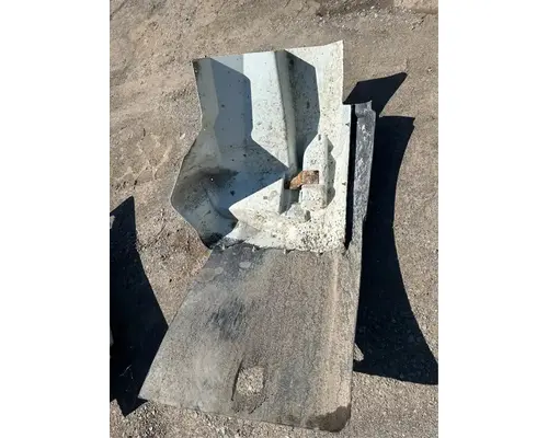 International 7500 Fender Extension