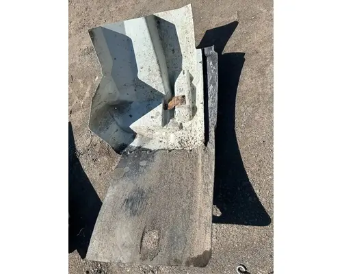 International 7500 Fender Extension