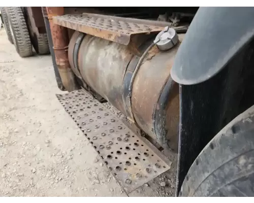 International 7500 Fuel Tank