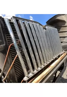 International 7500 Grille