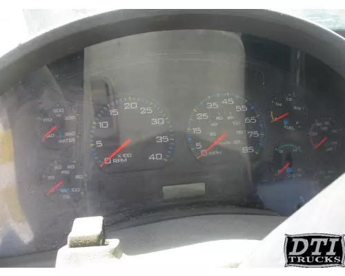 Instrument Cluster INTERNATIONAL 7500 DTI Trucks