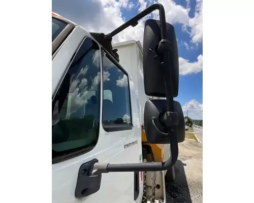 International 7500 Mirror (Side View)