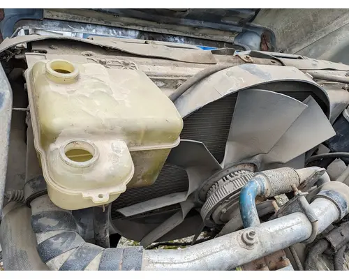 Radiator INTERNATIONAL 7500 Truck Salvage International Inc