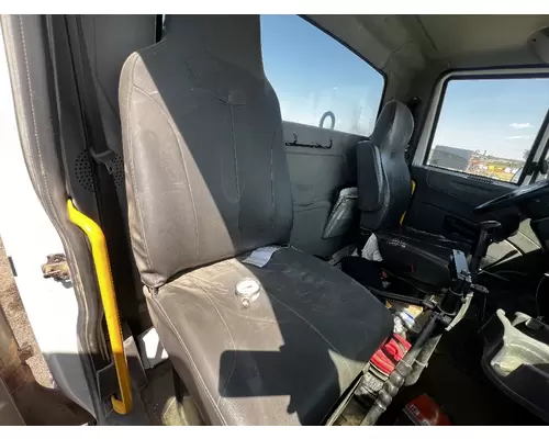 Seat, Front INTERNATIONAL 7500 DTI Trucks