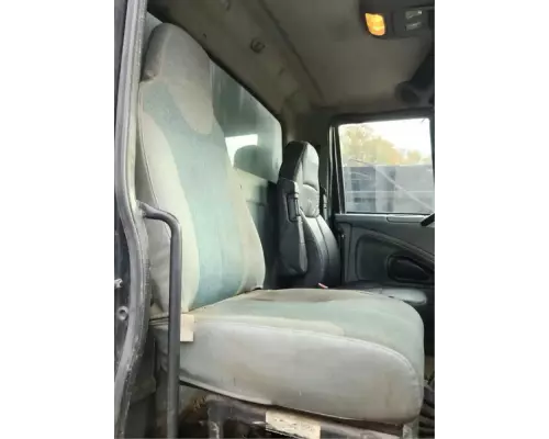 International 7500 Seat, Front