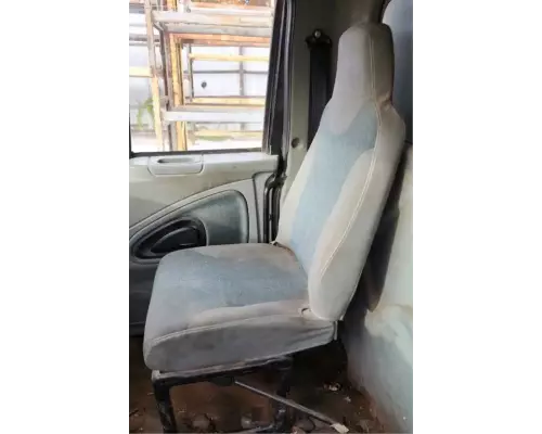 International 7500 Seat, Front