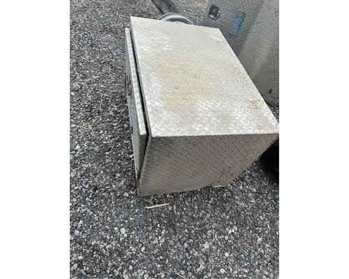 International 7500 Tool Box