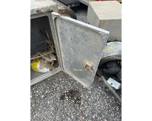 International 7500 Tool Box