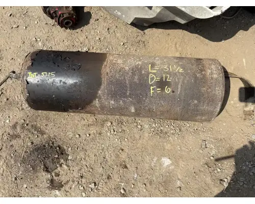 Air Tank International 7600 Dixie Truck Centre