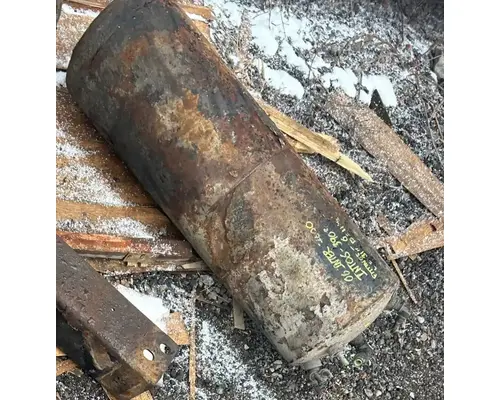 International 7600 Air Tank