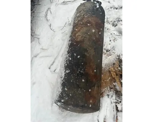 International 7600 Air Tank