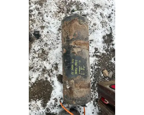 International 7600 Air Tank