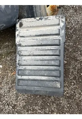 International 7600 Battery Box
