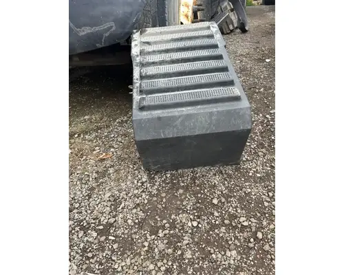 International 7600 Battery Box