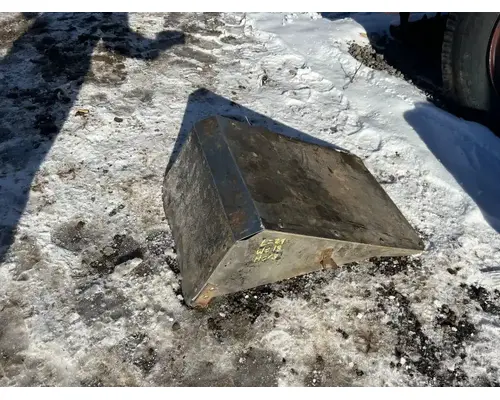 International 7600 Battery Box