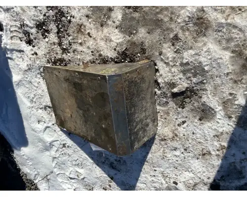 International 7600 Battery Box
