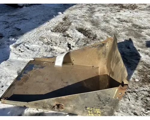 International 7600 Battery Box