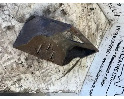 International 7600 Brackets, Misc.