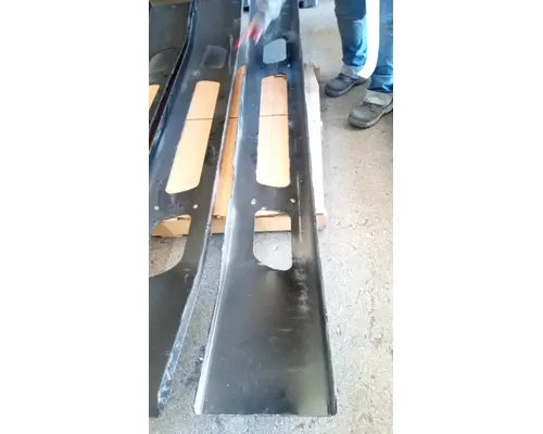 Bumper Assembly, Front INTERNATIONAL 7600 Marshfield Transportation Products