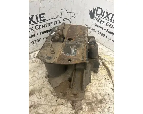 International 7600 Cab