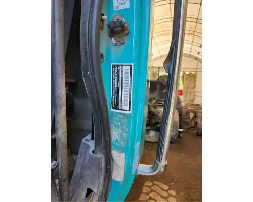 International 7600 Cab