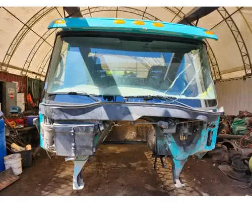 International 7600 Cab