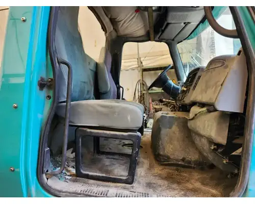 International 7600 Cab