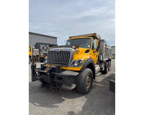 Complete Vehicle INTERNATIONAL 7600 Rydemore Heavy Duty Truck Parts Inc