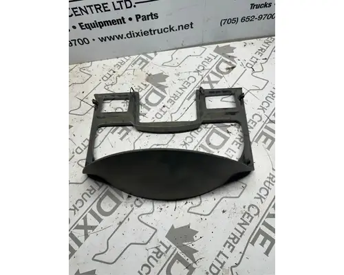 International 7600 Dash Assembly