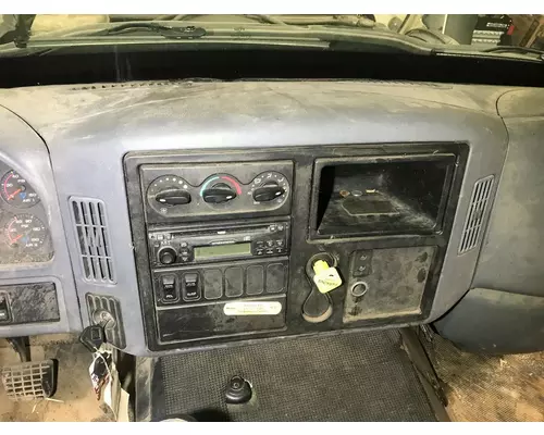 International 7600 Dash Panel