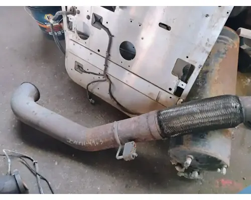Exhaust Pipe International 7600 Dixie Truck Centre