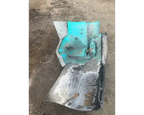 International 7600 Fender Extension